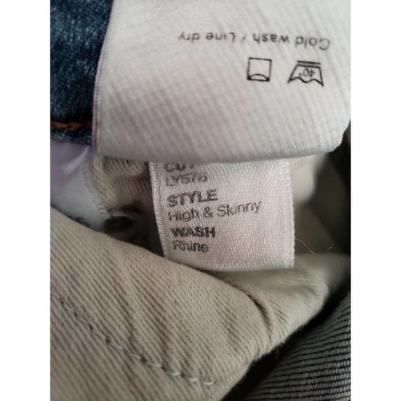 Reformation High Rise Skinny Jeans in Rhine Wash Size 26 (d - Picture 3 of 7